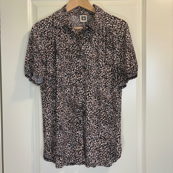 Anne Klein Animal Print Button-Up Short Sleeve Blouse Women's Sz Large WorkChic - Picture 1 of 8